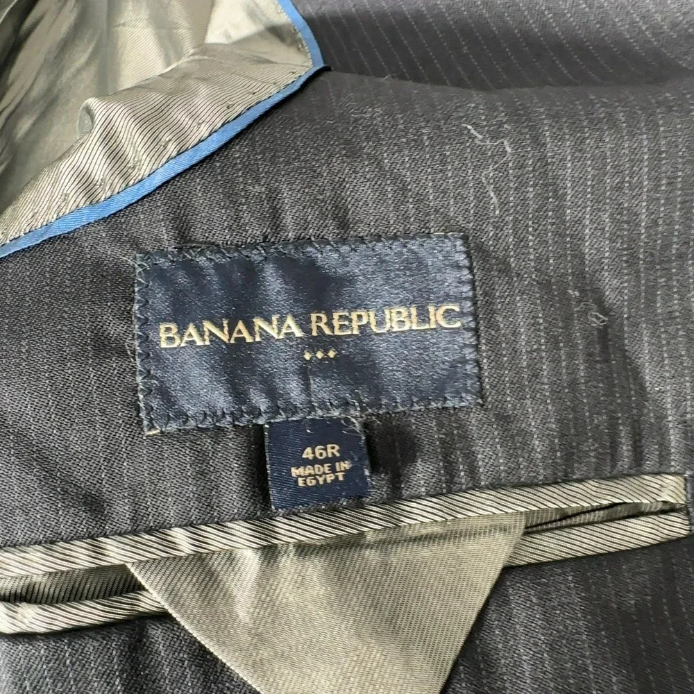 Banana Republic Pinstripe Blazer Mens 46R Navy Blue Wool Blend‎ Suit Jacket